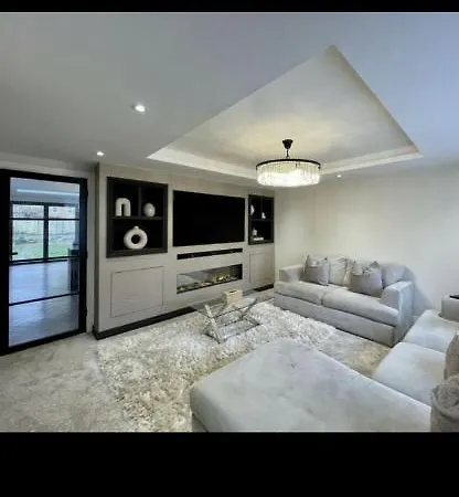 3 Bedroom House Hildenborough Exterior photo