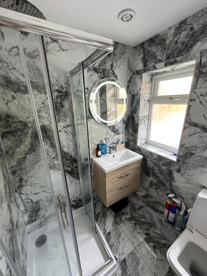 Дом отдыха 3 Bedroom House *