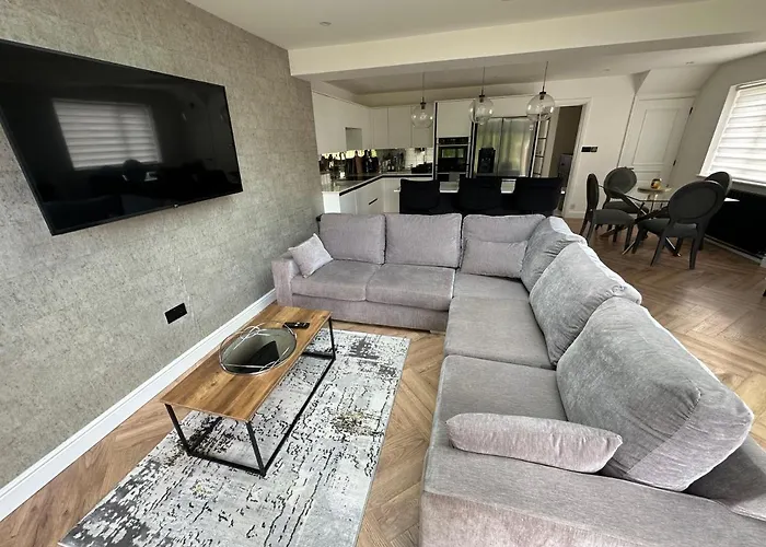 3 Bedroom House Hildenborough