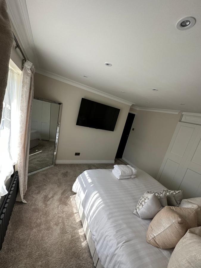 3 Bedroom House * Hildenborough